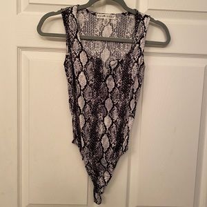 Snake print Body suit